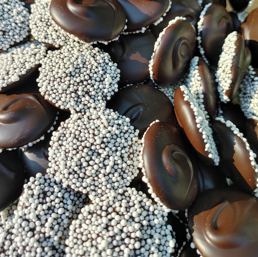 Incomparable Nonpareils